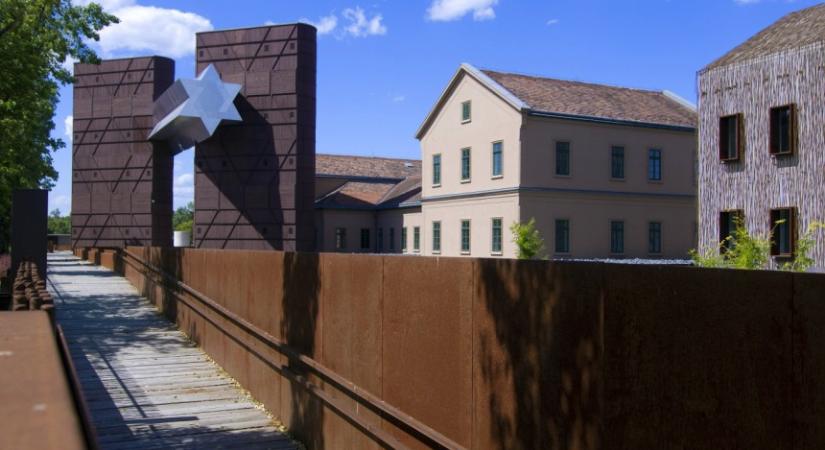 Sorstalan lett a Sorsok Háza – Holokauszt-túlélők levele