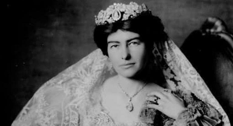 Elárverezik gróf Széchenyi Lászlóné Vanderbilt Gladys amerikai örökösnő ékszereit