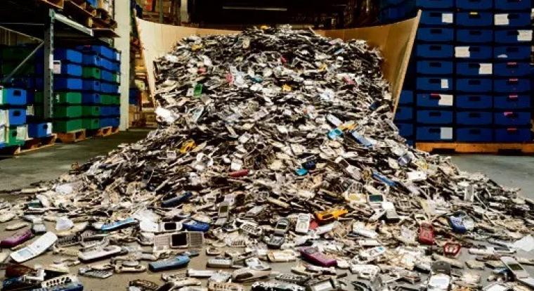 Elképesztő károkat okoznak a telefontokok