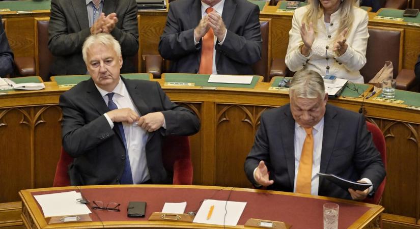 Giczy György: A KDNP központjában utasítást adtak ki, hogy a tagok álljanak ki Semjén Zsolt mellett