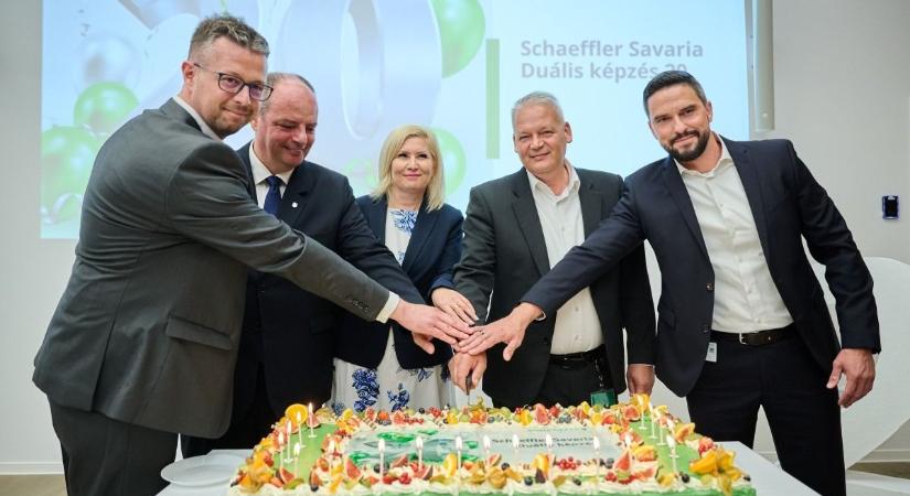 Érték első kézből – 20 éves a Schaeffler Savaria duális képzése