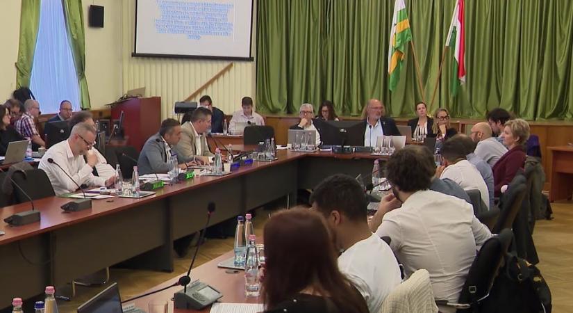 Még mindig megoldásra várnak a józsefvárosi bérlakásokban élők  videó