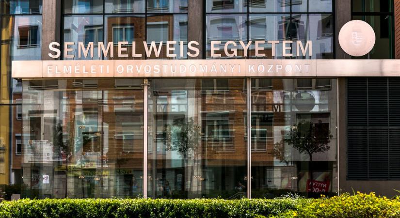 Sárga tengeralattjáró lesz az MR-készülékből