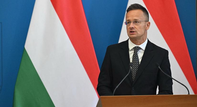 Szijjártó a falig ment Ukrajnával kapcsolatban: Tíz éve folytatnak magyarellenes politikát