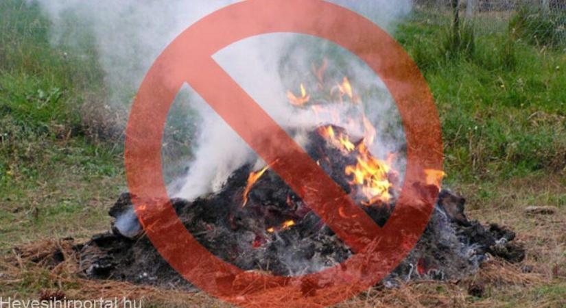 Tilos lesz az avar és zöldhulladék égetés – Százezer forintot fizethet, aki füstöl a portáján