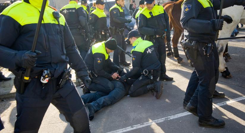 Újra kiakadtak a bevándorlók miatt Hollandiában