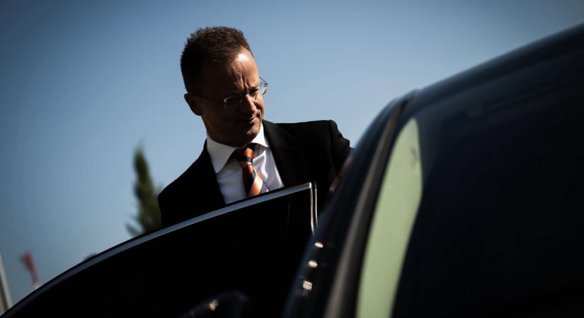 Szijjártó Péter éles üzenetet küldött Kijevnek