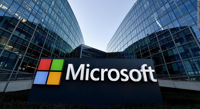 A Microsoft letiltja Izrael hozzáférését a technológiájához, amelyet tömeges megfigyelésre használt