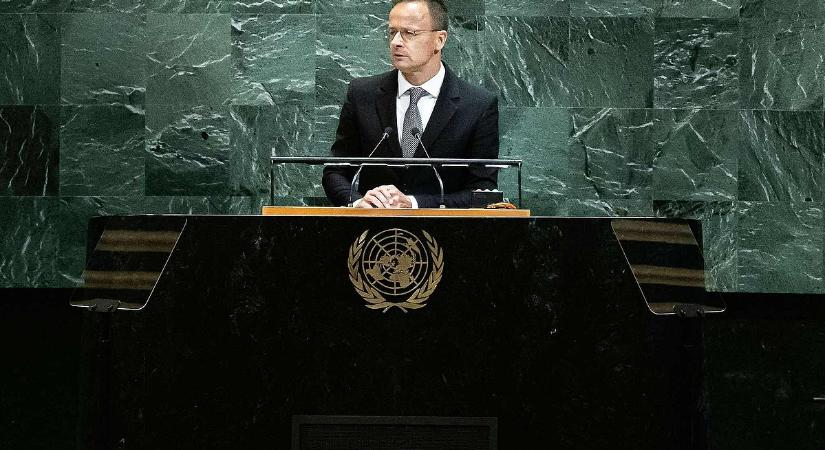 Szijjártó Péter: Zelenszkij rémeket lát, kezd beleőrülni a magyarellenességbe