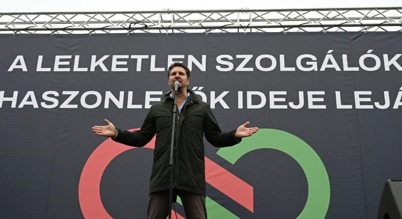 Ha nem a teljes hatalmi elitet cseréljük le, akkor nekünk reszeltek