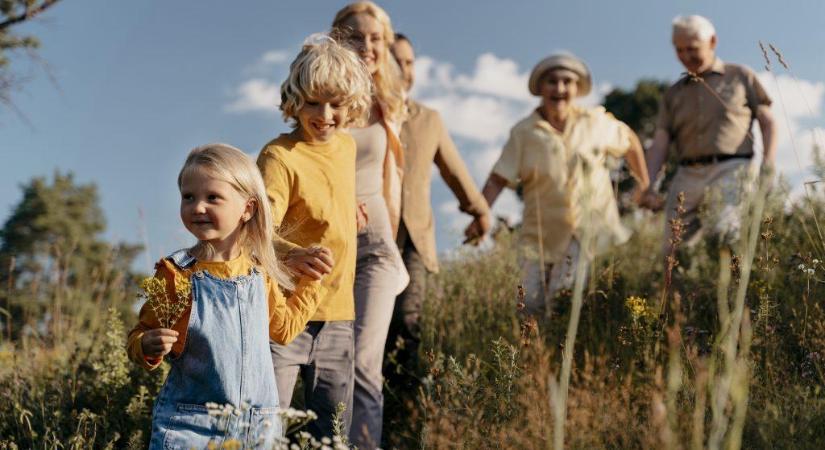 Generációk tükrében – mentálhigiénés előadás
