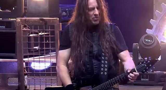 Az Accept 10 év után megvált Uwe Lulis gitárostól