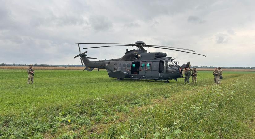 Kényszerleszállást hajtott végre egy katonai helikopter