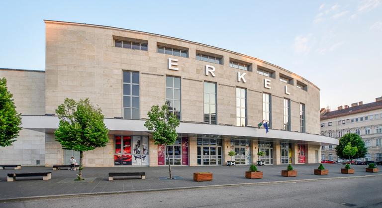 Magyarországra érkezik a Broadway történetének egyik legnagyobb sikerdarabja