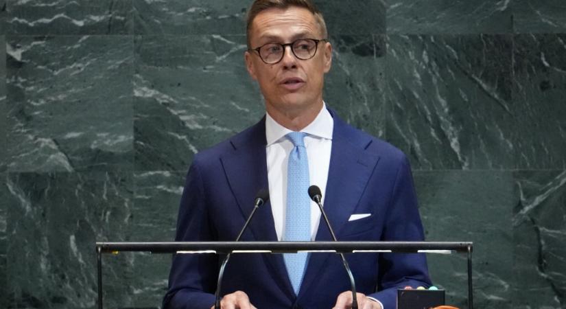 A finnek és Palesztina elismerése: higgadt fellépés külföldön, belpolitikai csatározás otthon