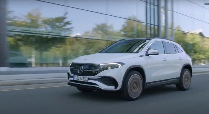 Mosolygós lett a Mercedes kompakt villany SUV-ja + videók