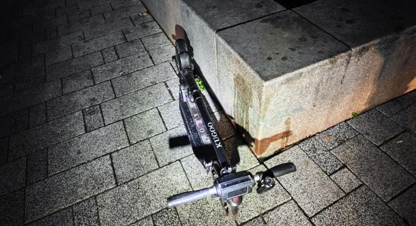 Hatalmasat esett egy ittas rolleres Szombathelyen, kórházba került