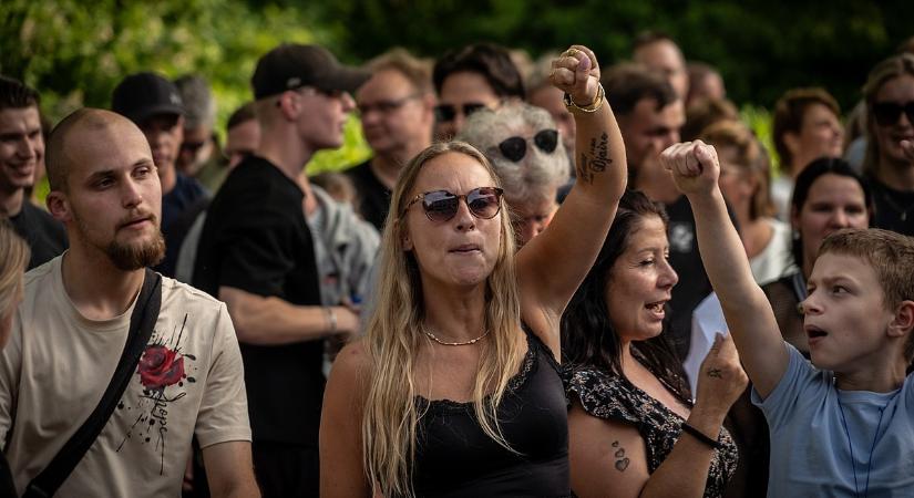 Ugandába deportálják, aki nem hajlandó önként távozni