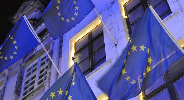 Brüsszel szigorít: az amerikai tech óriások kimaradhatnak az európai pénzügyekből