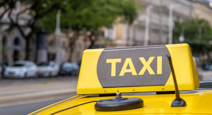 Olvasói levél, ami könnyeket csalt a szemekbe: így segített egy taxisofőr a rosszul lett idős férfin