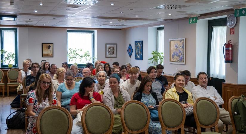 Keleti Nyitás Tábor – fordítás és kultúraismeret a Hungarikum Ligetben
