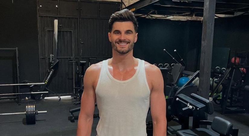 „Akár komolyat” – Ismert társkeresőn tűnt fel a TV2 sztárjának intim fotója