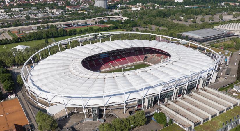 Ez a stadion-WC minden focirajongó álma! - videó