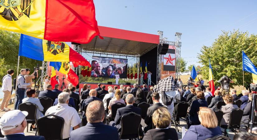 Vasárnap másfél millió szavazó dönthet Kelet-Európa egy része jövőjéről is