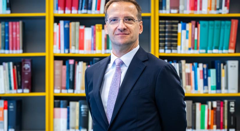 Új vezető, dr. Sulyok Gábor a jogi doktori iskola élén: “nagyon szeretek itt tanítani”