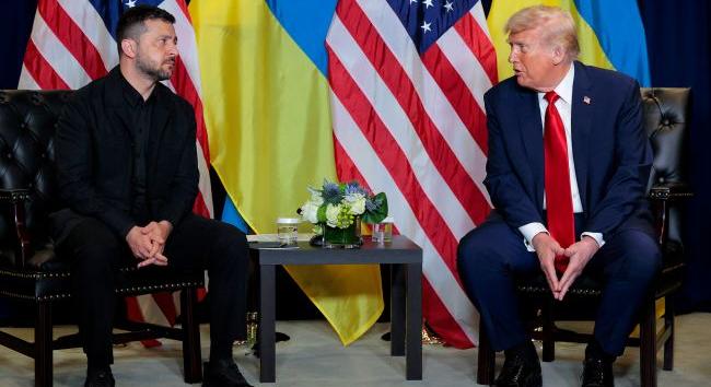 Zelenszkij Trumppal tárgyalt az Ukrajnába irányuló fegyverszállítások korlátozásának feloldásáról