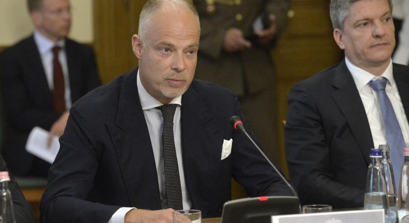 Felmondták Ruszin-Szendi Romulusz tartalékosi szerződését
