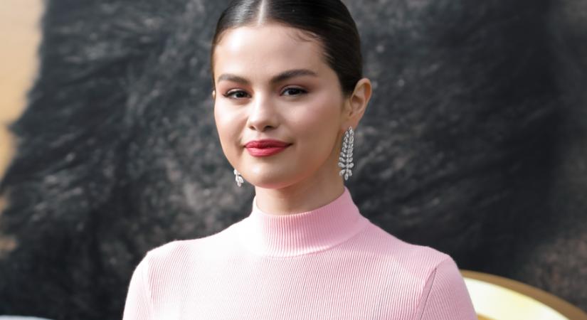 6 ikonikus megjelenés Selena Gomeztől, amivel divatot teremtett