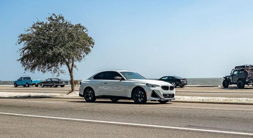 Közel kétszázezer autóját hívja vissza a BMW - nagyon súlyos dologra derült fény
