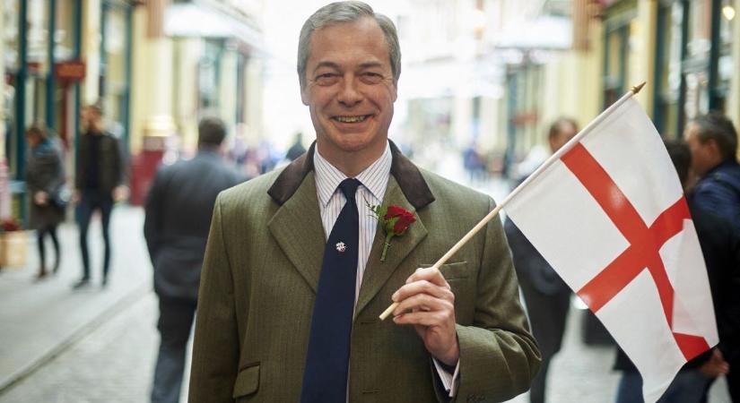 Történelmi bukás előtt a Munkáspárt – Farage lehet a következő miniszterelnök?
