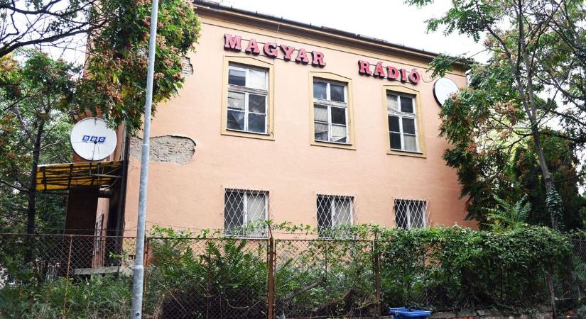 Betörtek és óriási pusztítást végeztek hajléktalanok a legendás szolnoki épületben – galériával