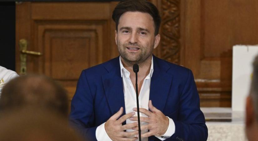 Szente Vajk Pestre hozza a boszorkányos világsikert