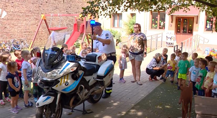 Közlekedésbiztonsági nap volt a Klauzál Utcai Óvodában