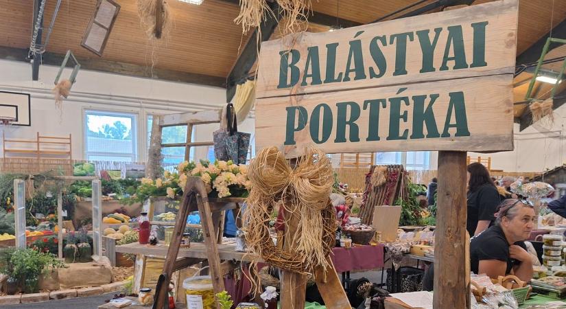 Babaköszöntés, veteránautók és egy sztárvendég: felejthetetlen volt a Balástyai falunapok – galériával, videóval