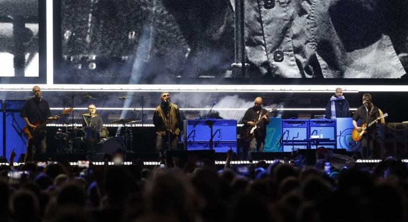 Egy vagyont érhet az a hangszer, amely a rock történetének egyik legnagyobb balhéját idézi