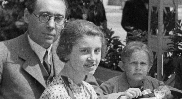 A feleség, aki mindent eltűrt: legjobb barátnőjével csalta meg költő férje