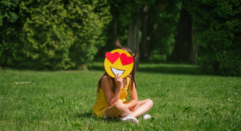 Kitakartam egy emojival a gyerek arcát Instagramon – ezzel mindent megtettem a védelme érdekében?