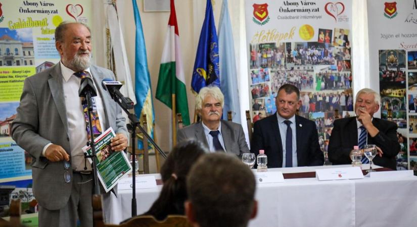 Egy telefonhívással kezdődött a folyamat, ami alapjaiban írja át Abony életét