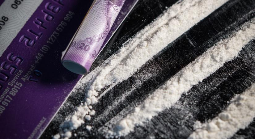 Itt a „balfék Escobar”: kocsival bukott le, de drogot is találtak nála