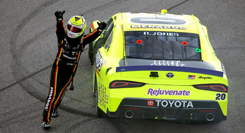 NASCAR: Jones nyert, Zilisch 41 éves rekordot döntött Kansasben