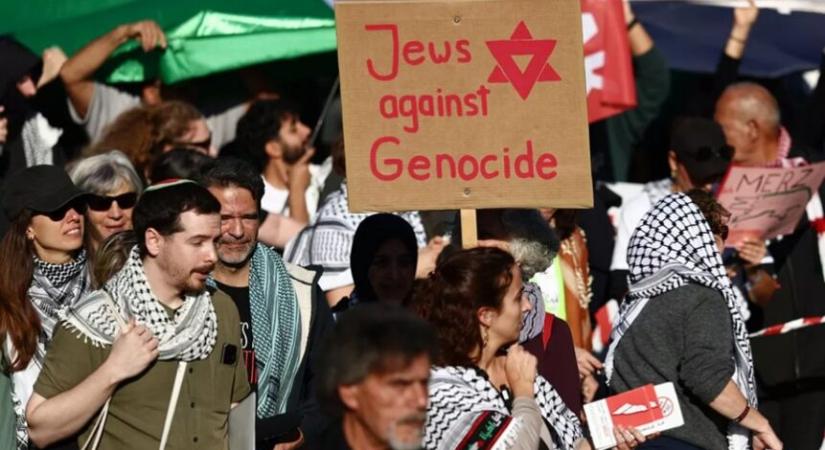 Berlinben és más német nagyvárosban is tüntettek a gázai háború ellen – Az ukrán-orosz háború ellen nem fognak?