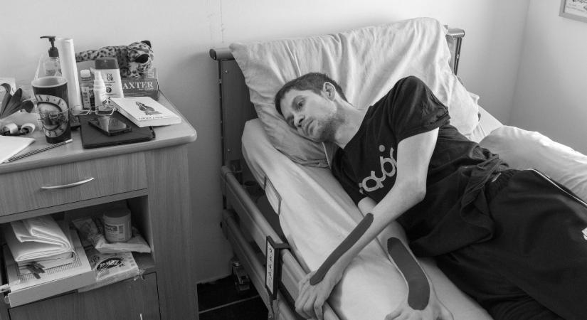 „A halál torkában együttérző lett, és végtelenül bátor” – egy éve halt meg Karsai Dániel