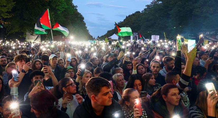 Berlinben és más német nagyvárosban is tüntettek a gázai háború ellen