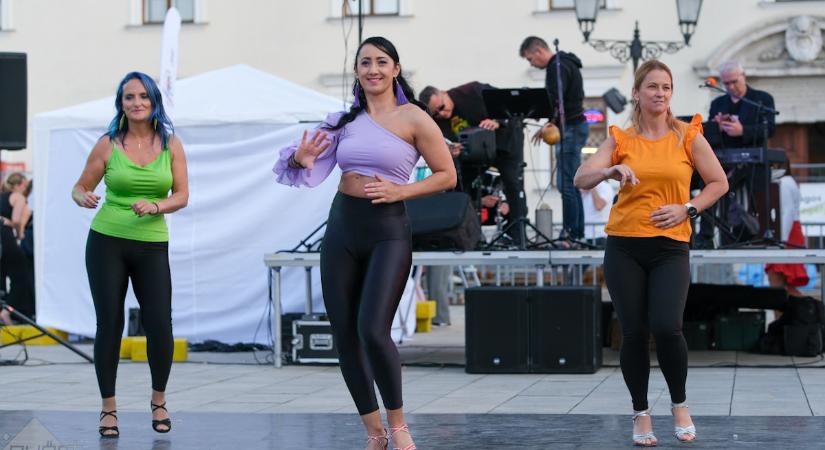 Rueda Rumli – Forró, tüzes hangulat, zene és tánc Győr szívében