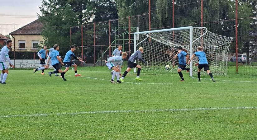 Súlyos sérülés a komári pályán, megvan a Sáska idei első sikere