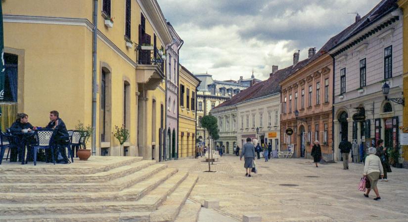 43 év házasság után gyilkolta meg a Nemzeti Színház egykori színészét felesége